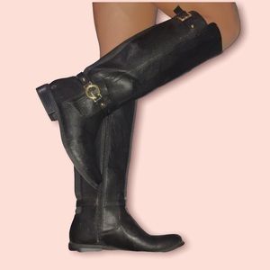 Guess boots